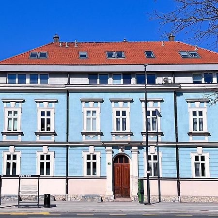 Apartment Vic Любляна Экстерьер фото
